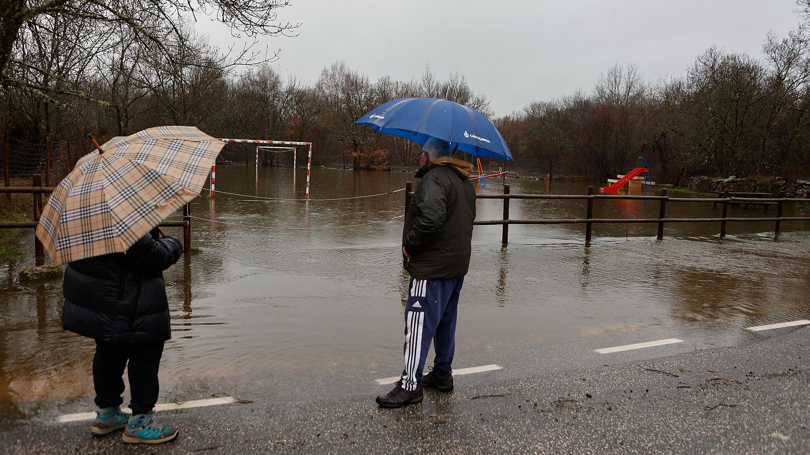 La borrasca Nils mantiene las lluvias en la península - El tiempo | Ver