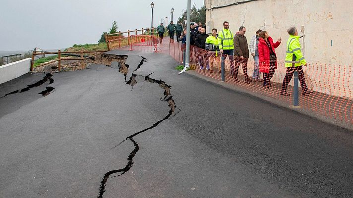 Telediario 1 - Las lluvias causan un corrimiento de la grieta de Benamejí, en Córdoba