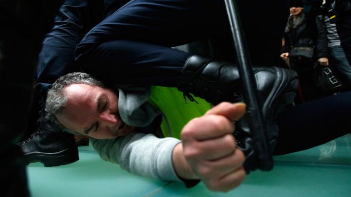 Telediario 1 - Manifestación en Barajas y el Prat