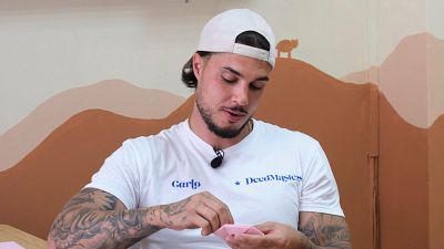 Carlo Costanzia: ''Los mayores me pegaban en el colegio''