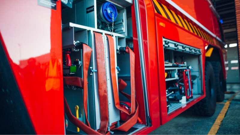 Dos muertos tras el incendio de una vivienda en Jávea - La tarde en 24h | Ver