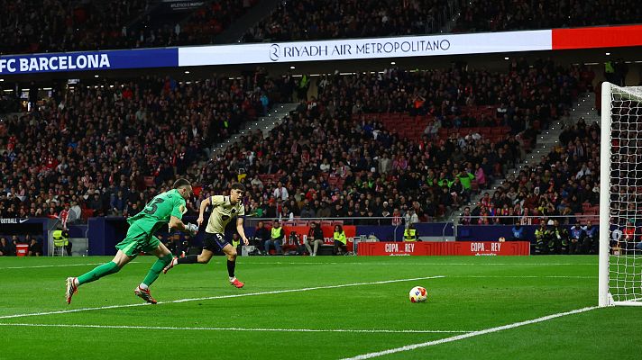 Copa del Rey - Una cantada de Joan García provoca el primer gol en la semifinal Atlético - Barcelona