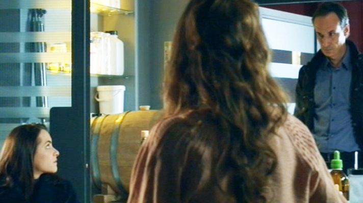 Gran Reserva - Pablo echa a Sara de casa