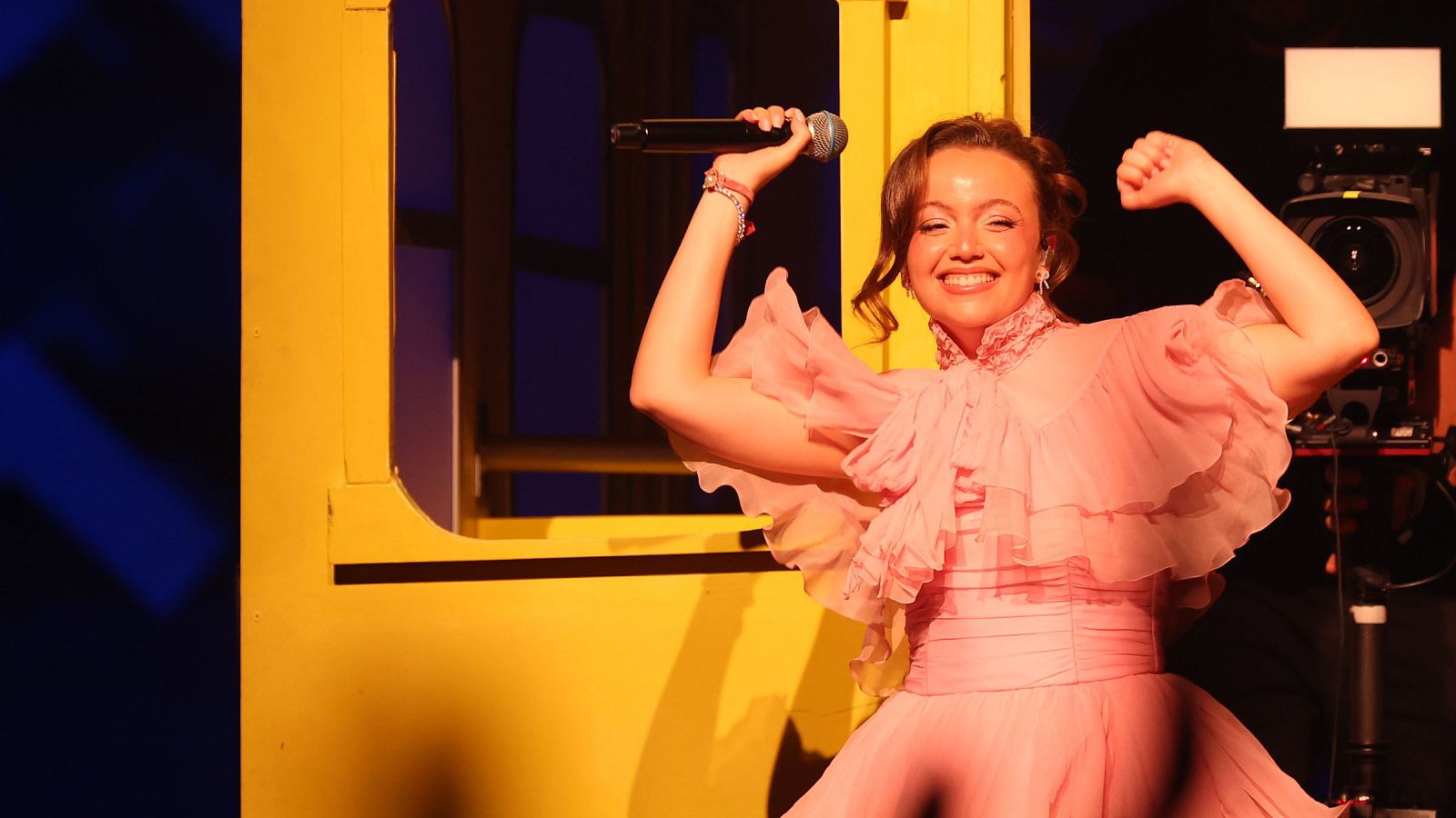 Benidorm Fest 2026: ASHA canta "Turista" | Ver vídeo - Benidorm Fest | Ver