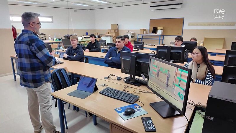 Orientación Laboral en clase - Aquí hay trabajo | Ver