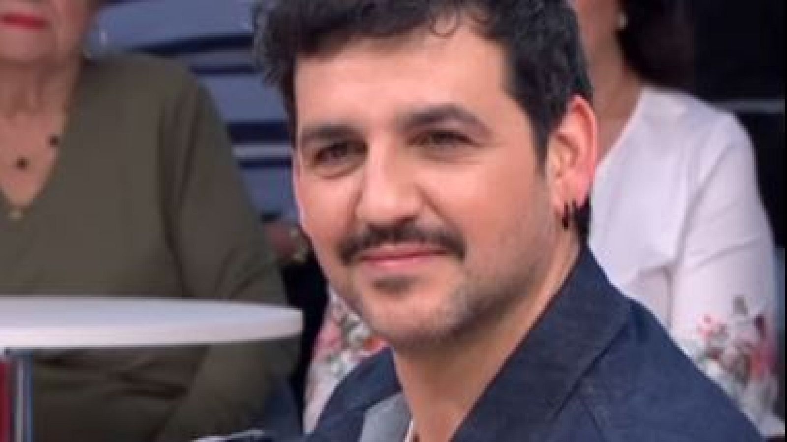 Fran Perea: "Cuando terminé 'Los Serrano' me fui, necesitaba espacio, todo ese ruido me desconcertaba" - Directo al grano | Ver