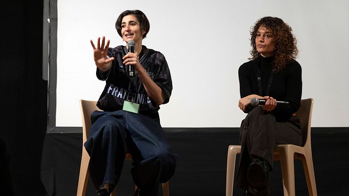 Telediario 2 - Alba Flores lleva "Flores para Antonio" a la Prisión de Mujeres de Barcelona