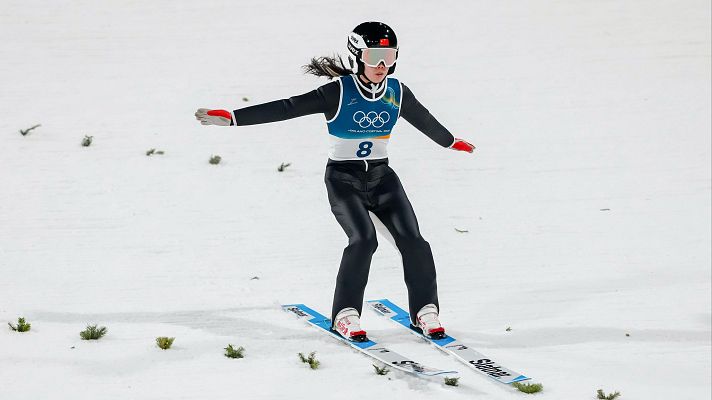 Saltos de esquí JJOO Milano Cortina 2026 - Final femenina. Trampolín largo