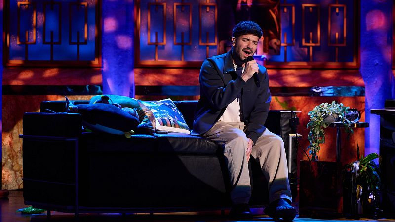 La Revuelta | Pablo Alborán canta en exclusiva "Algo de mí" - La Revuelta | Ver