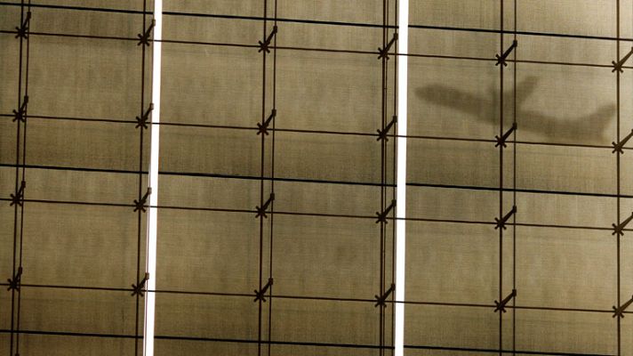 Los desayunos - UGT Iberia cree que la dirección no ofrece un plan de viabilidad de la aerolínea