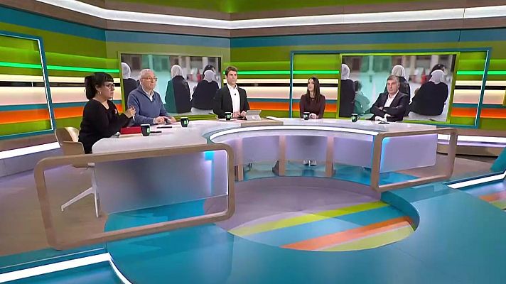 L'altaveu al pati - Incendi a Manlleu, IPC i monarquia