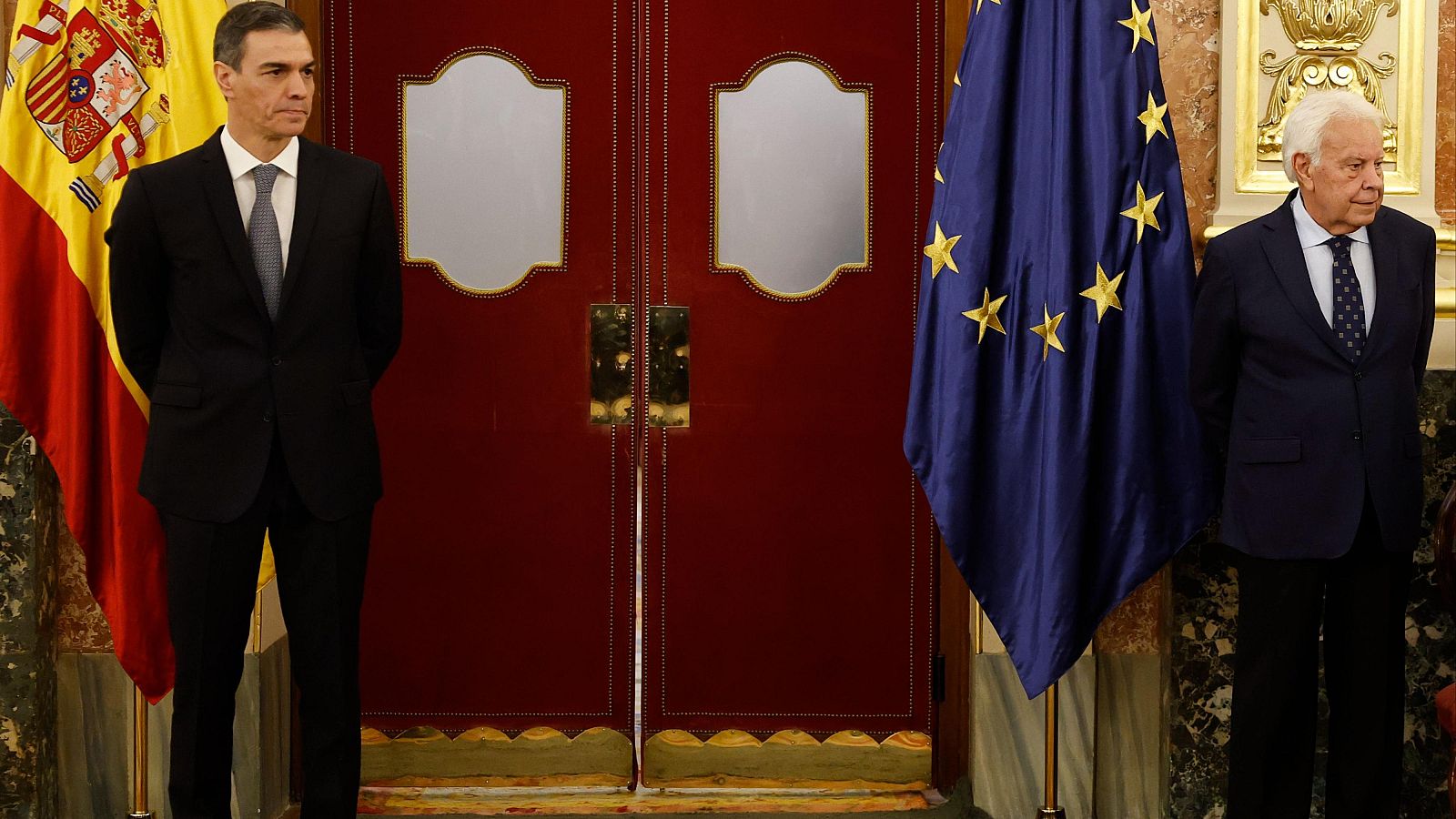 Así ha sido el breve saludo entre Sánchez y González - Modo Digital | Ver