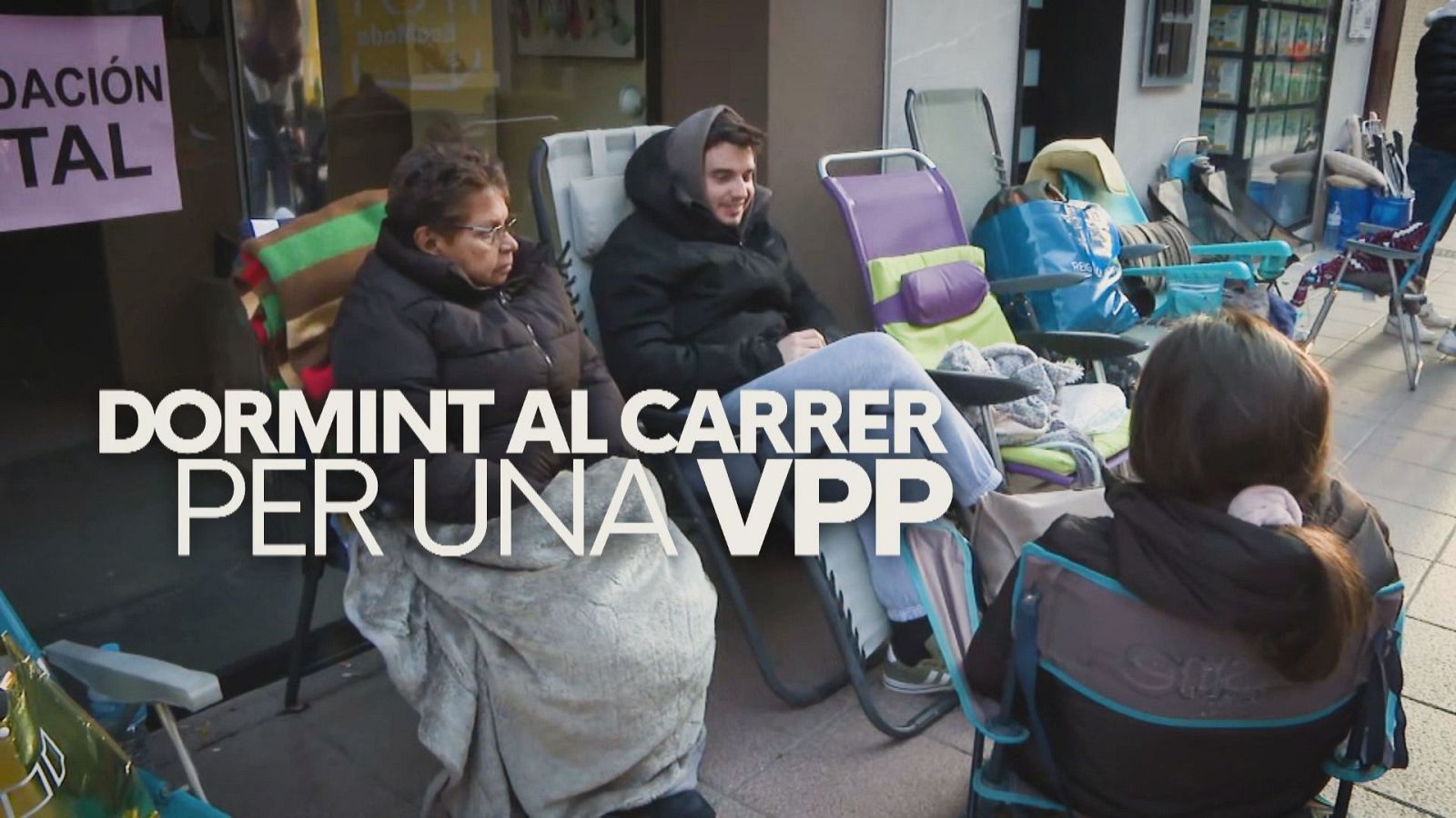 Cues a Alzira per a aconseguir una vivenda de protecció pública - L'informatiu - Comunitat Valenciana | Ver