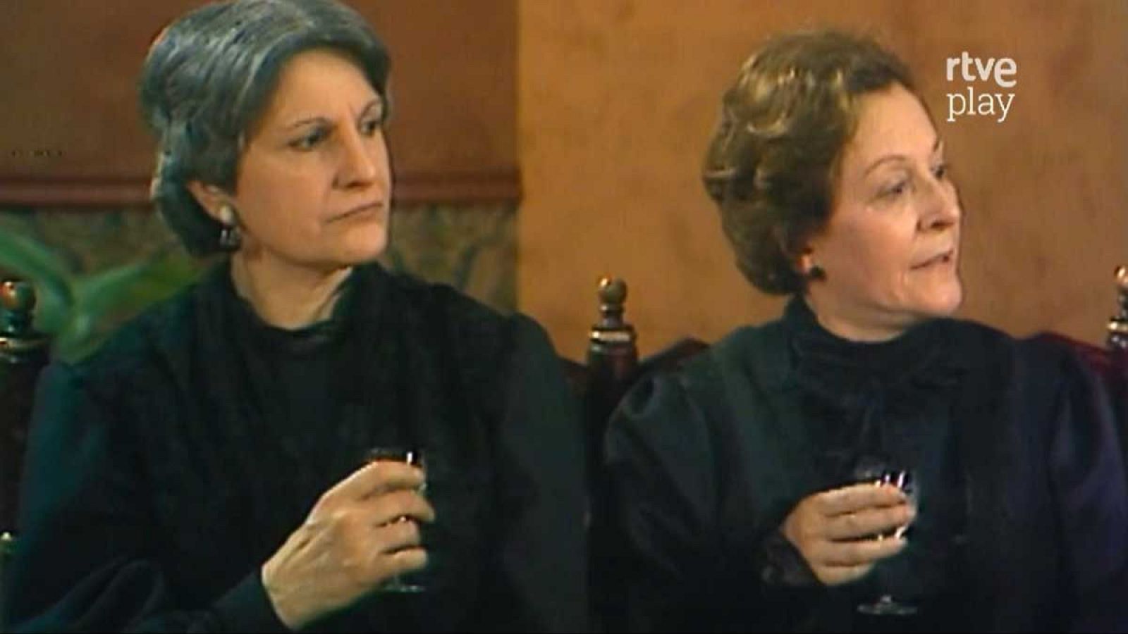 Teatro - El adefesio - Teatro en el Archivo de RTVE | Ver