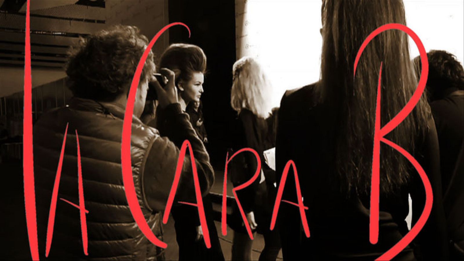 El diseñador más fotogénico es Carlos Díez - La cara B del MBFWM (19/02/13)