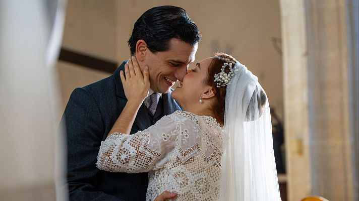 To�o y Enora se dan el "s�, quiero" en la boda m�s humilde de 'La Promesa'