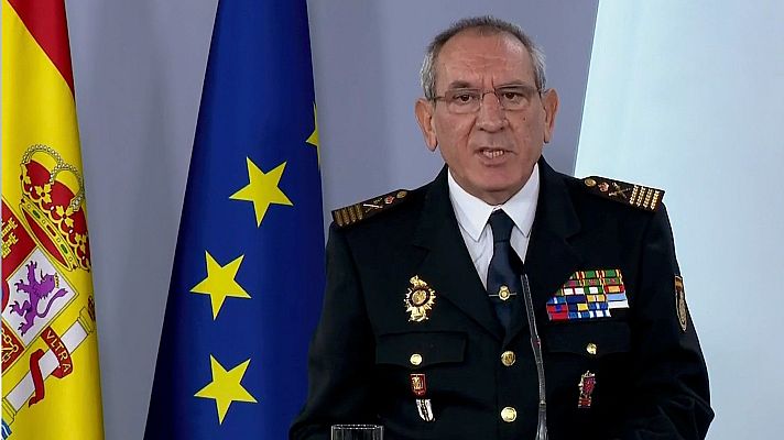 Telediario 1 - Interior pone protección a la agente que ha denunciado por agresión sexual al exjefe policial, José Ángel González