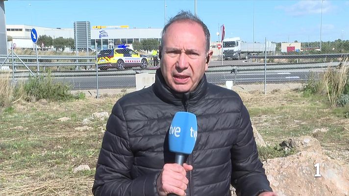 L'Informatiu - Ventades de més de 100 km/h paralitzen trens i restringeixen el trànsit al sud de Catalunya