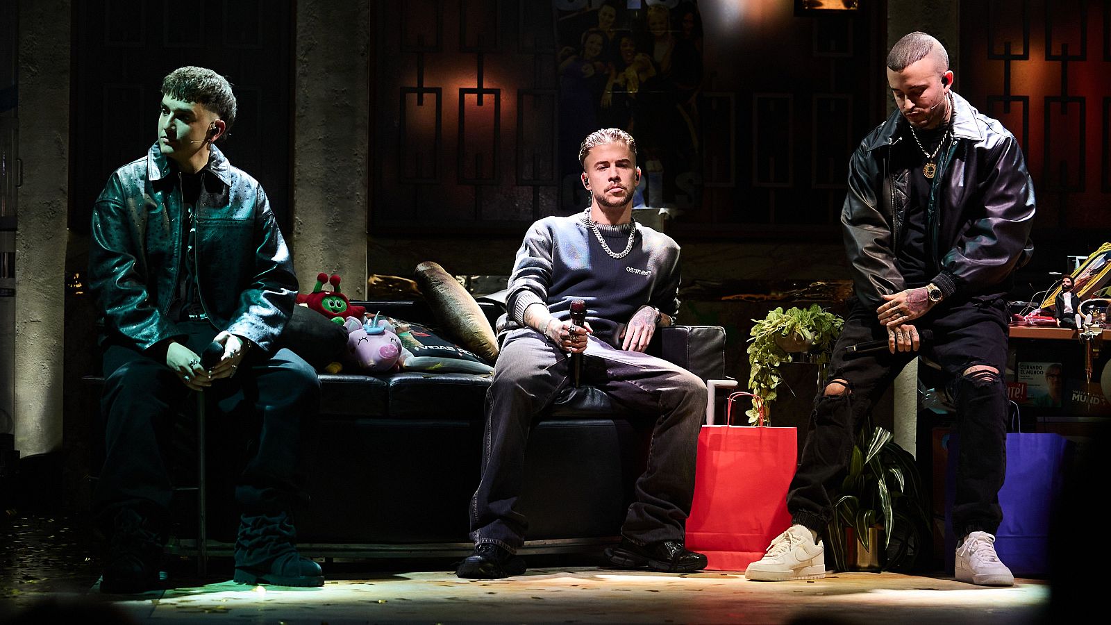 La Revuelta | Hijos de la Ruina - "Cuando nadie nos mira" - La Revuelta | Ver