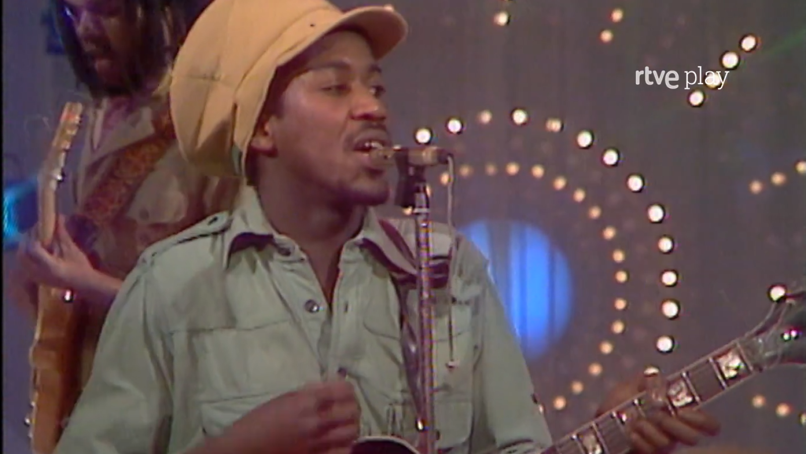 Aplauso - 07/02/1981 - Aplauso | Ver