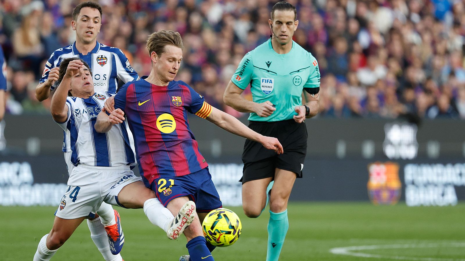 Barcelona - Levante: resumen 25ª jornada de Liga | Primera | Ver