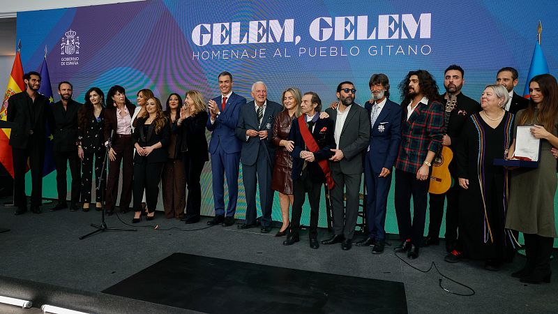 Homenaje en La Moncloa al pueblo gitano | Ver