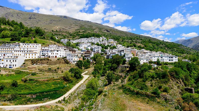 Trevélez, el pueblo que huele a jamón | Ver