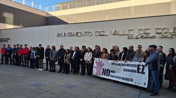 Un detenido en la localidad navarra de Sarriguren acusado de asesinar a su mujer y de herir de gravedad a su madre