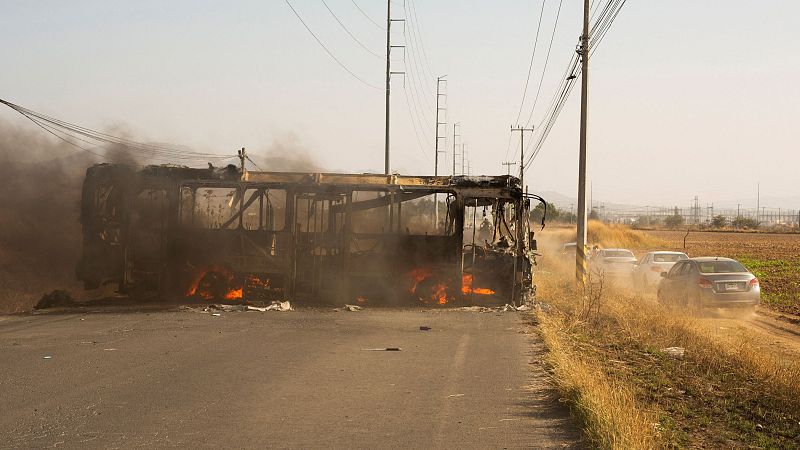 ¿Qué escenarios se abren en México tras la muerte de 'El Mencho', el narco más buscado? - La tarde en 24h | Ver