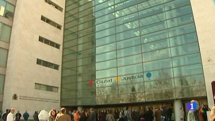 L'informatiu - Comunitat Valenciana - La Comunidad Valenciana en 2' - 20/02/13