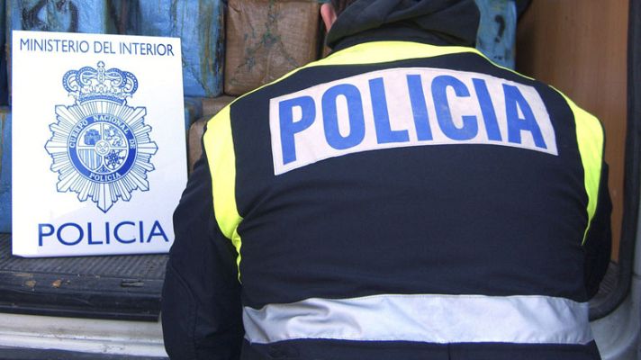 Telediario 1 - Desarticuladas bandas de proxenetas