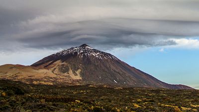 A la caza del enjambre s�smico del Teide - Telediario 1 | Ver