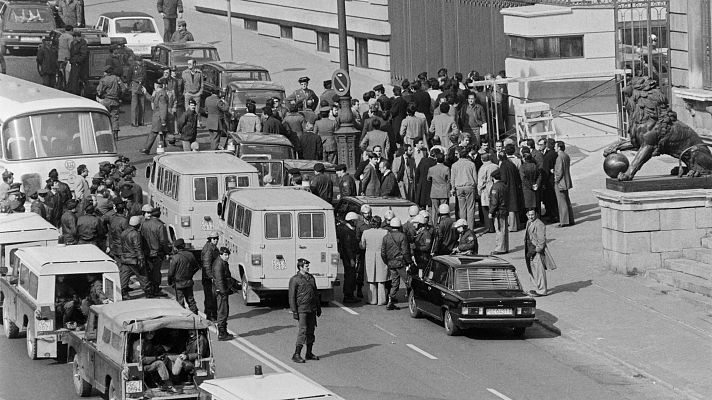 Telediario 1 - Las incógnitas del 23F tras la desclasificación de documentos