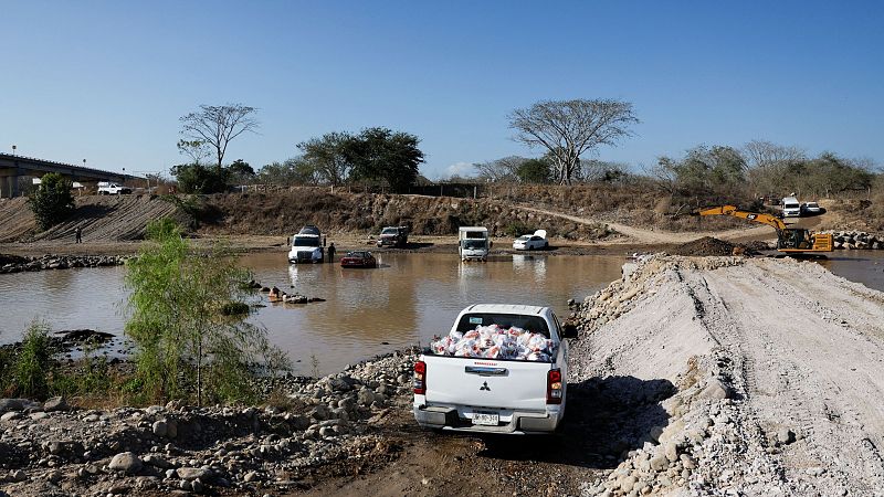 RTVE entra en la zona donde se escondía El Mencho - Telediario 1 | Ver