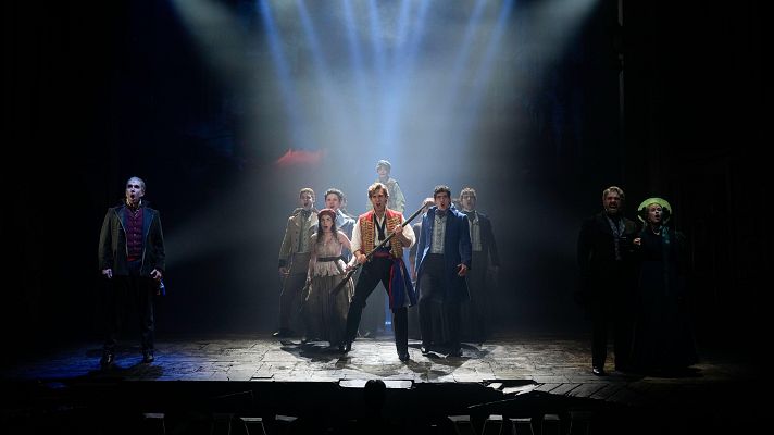 Telediario 1 - 'Los miserables' firma el mejor arranque en taquilla para un musical desde 'El rey león'