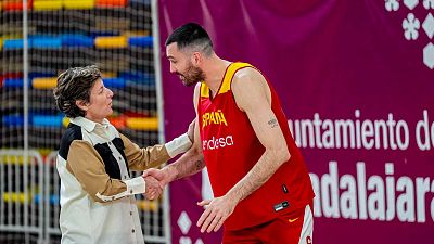 Oriola vuelve a ‘La Familia’ después de cinco años de su último partido