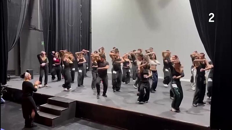 Preparativos del musical "Bailando el silencio" - En lengua de signos | Ver