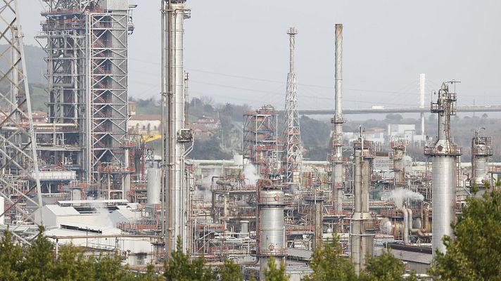 Telediario 1 - Una incidencia tóxica pone en alerta a los vecinos de Muskiz, Bizkaia