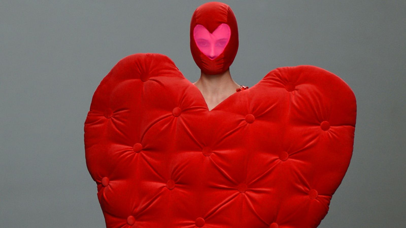 Modistas míticos en la tercera jornada de Madrid Fashion Week