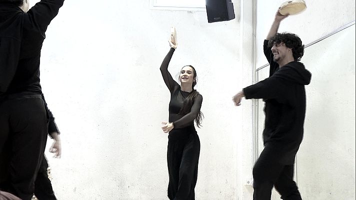 Atención obras - "Tentativo" de Jesús Carmona (ensayos)