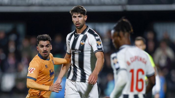 Resúmenes de LaLiga - Castellón - Racing: resumen del partido de la 28ª jornada de Liga | Segunda