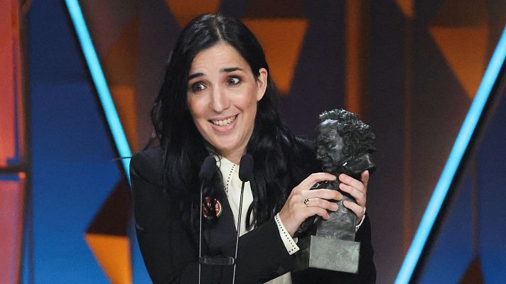 Alauda Ruiz de Azuá, Goya a mejor dirección por 'Los domingos'