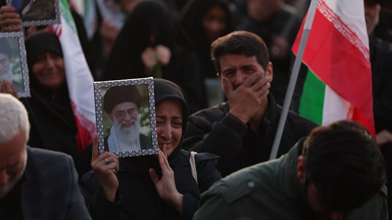 Un triunvirato temporal sustituirá al líder supremo iraní | Ver