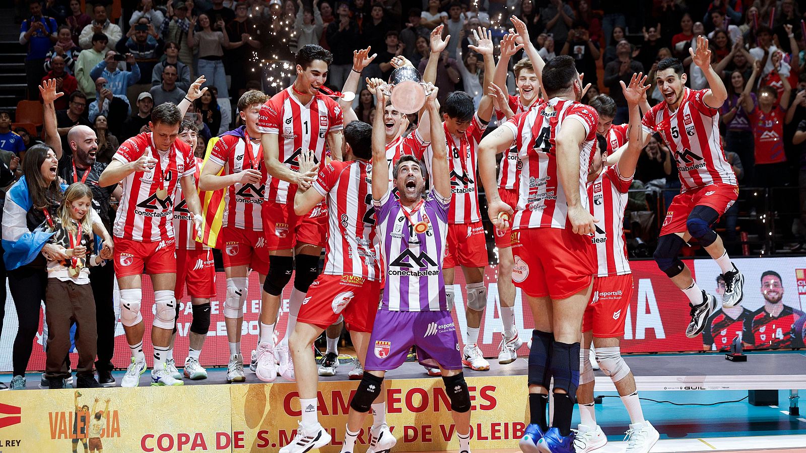 El CV Manacor se lleva la Copa del Rey de voleibol | Ver