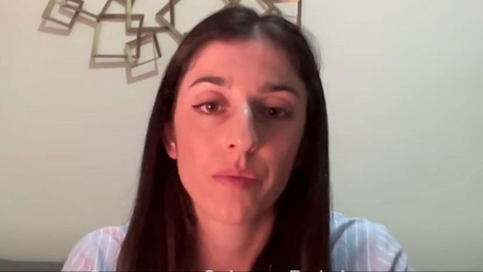 Azafata española residente en Dubái bajo la incertidumbre de la reanudación de vuelos - Informativo 24h | Ver