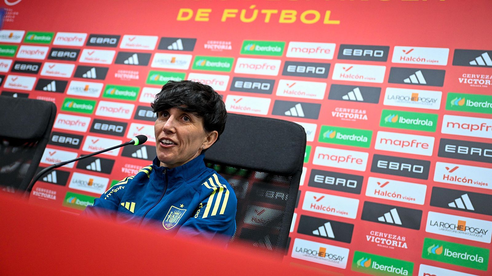 Fútbol - Rueda de prensa de Sonia Bermúdez - Fútbol | Ver