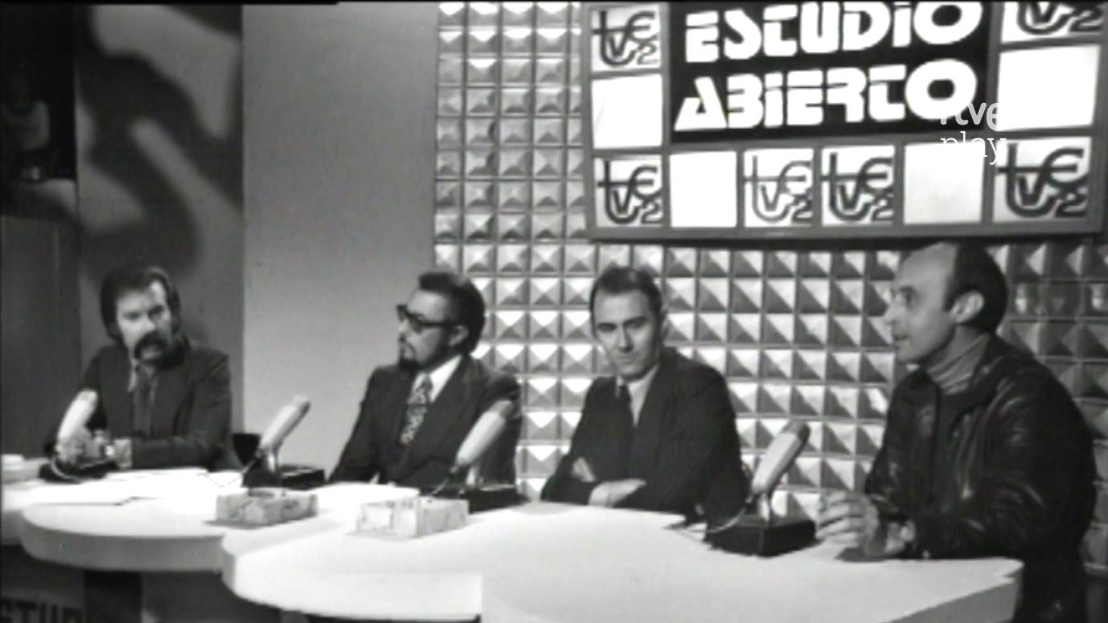 Estudio abierto - Entrevista a Gustavo Pérez Puig y Juanjo Menéndez - Estudio abierto | Ver