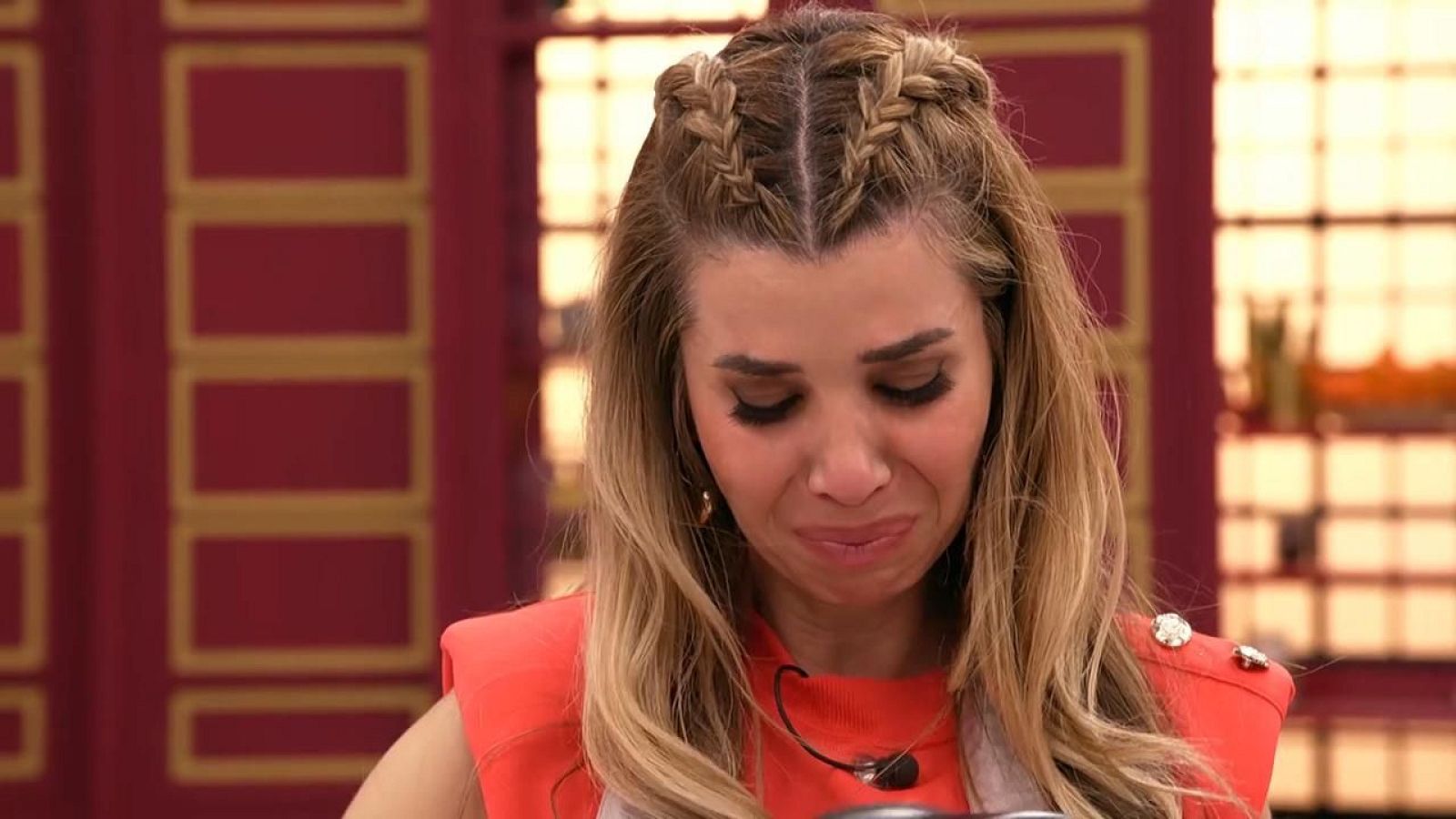 Natalia llora desconsoladamente por su encontronazo con Toñi Salazar - Top Chef: Dulces y Famosos | Ver