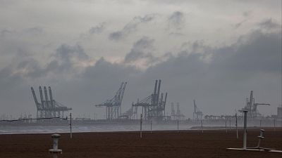Los puertos valencianos, afectados por el conflicto en Oriente Pr�ximo - L'informatiu - Comunitat Valenciana | Ver