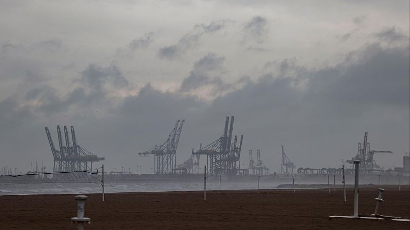 Los puertos valencianos, afectados por el conflicto en Oriente Próximo - L'informatiu - Comunitat Valenciana | Ver